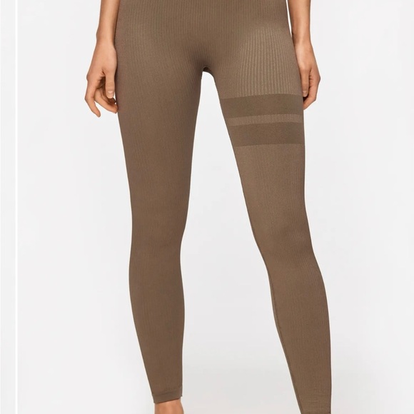 STRONGER ribbed seamless leggings NWT - Picture 5 of 12